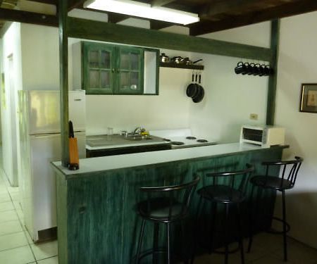 Summerland Suites Bon Accord Village Extérieur photo