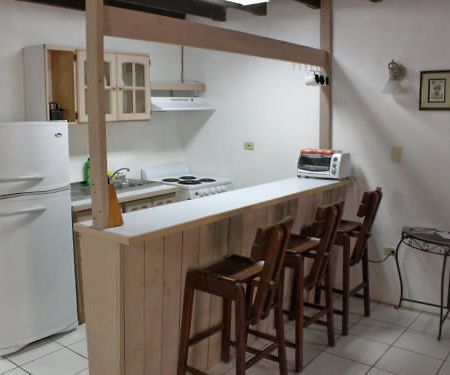 Summerland Suites Bon Accord Village Extérieur photo